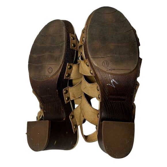 Maurice’s Eden Tan Faux Leather Open Toe Block Heels Sandals 7.5 Cutout Vegan - Picture 7 of 10